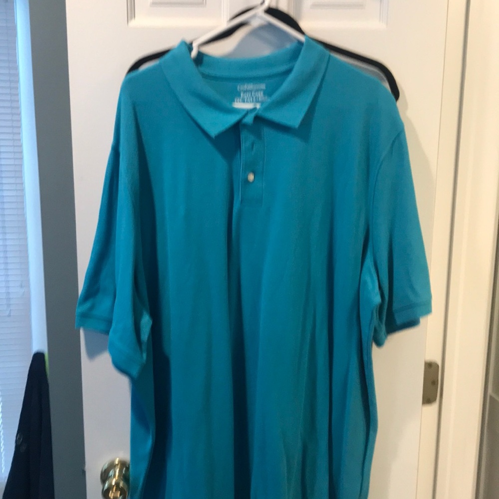 Light blue short sleeve polo shirt